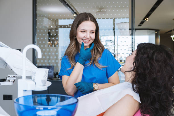 Best Cosmetic Dentistry  in Crystal Lawns, IL